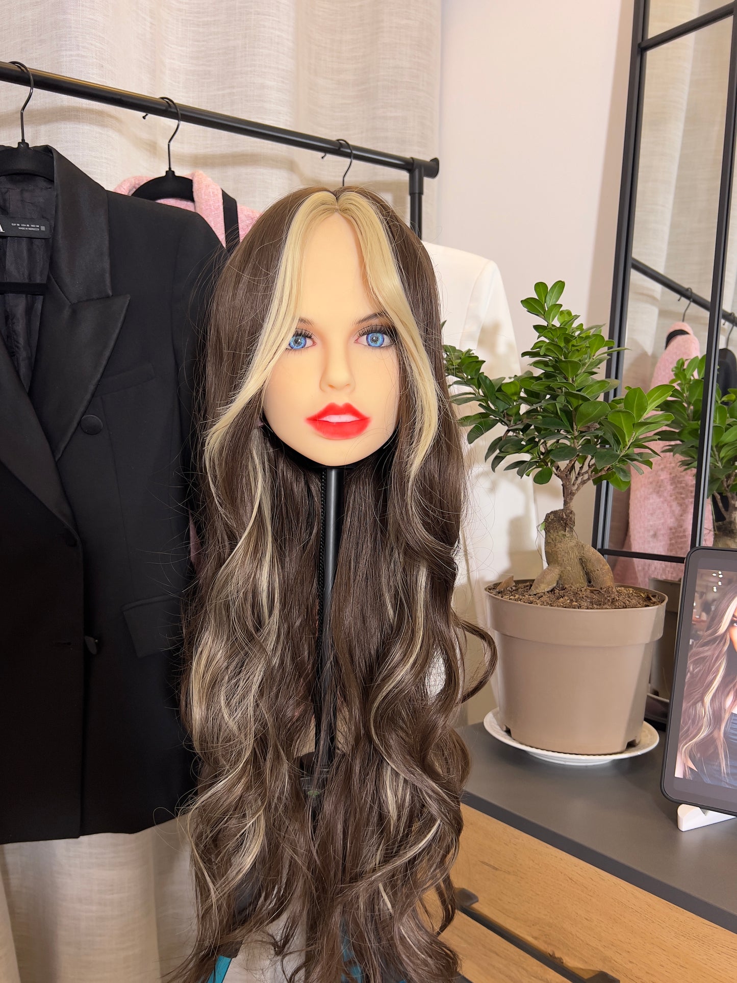 Long Wavy Brown Highlighted Blonde Wig